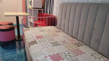 Classic Studio Suite | 4 bedrooms, soundproofing, free WiFi