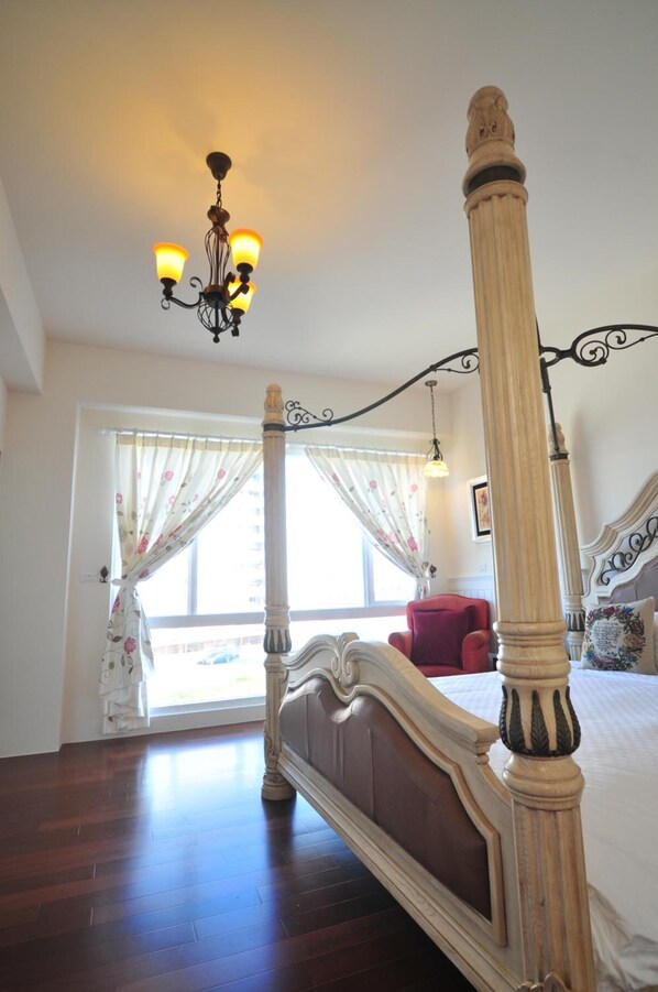 Free WiFi - Full Sun House B&B (Taitung)