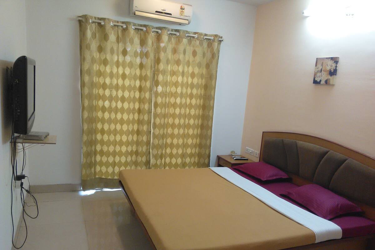 1 bedroom, iron/ironing board, free WiFi