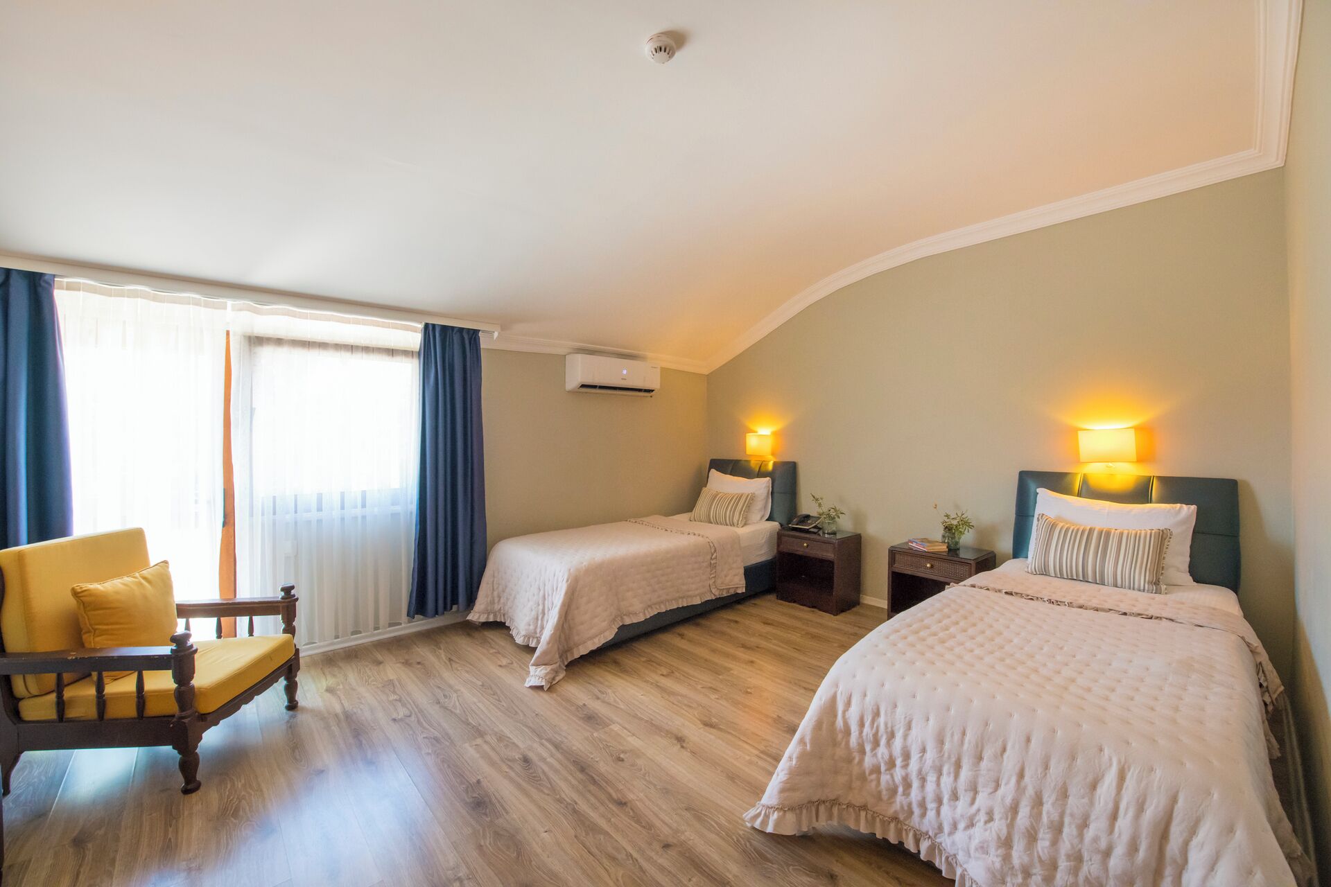 double room | 2 bedrooms, minibar, laptop workspace, bed sheets