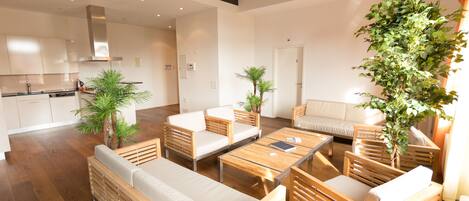 Sala de estar en el lobby