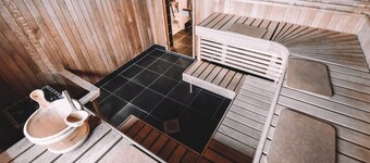 Abisko Guesthouse  & Activities