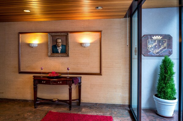 Interior - Hotel Churchill (Geneva)