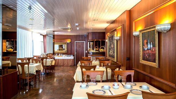 Dining - Hotel Churchill (Geneva)