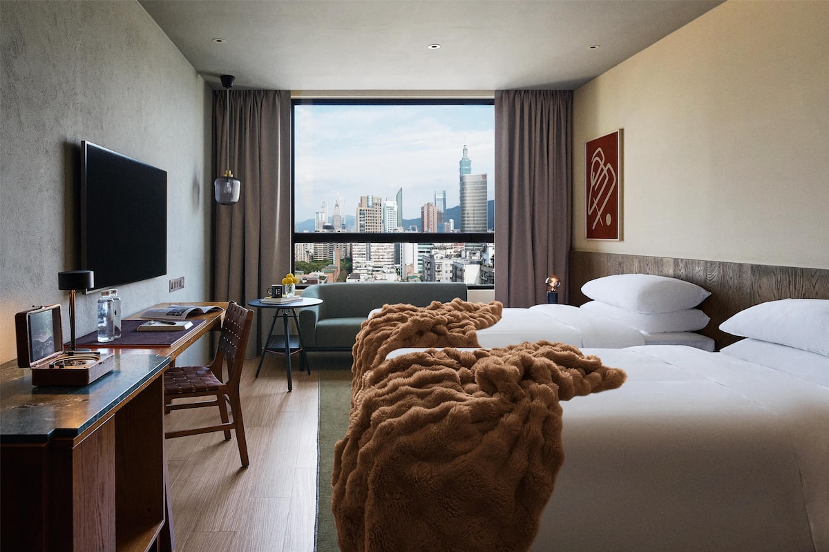 2 Twin, City View | 1 bedroom, in-room safe, desk, blackout drapes