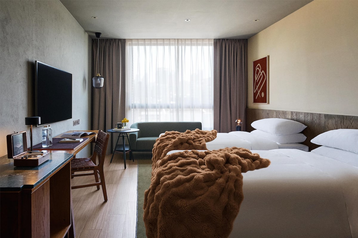 Room, 2 Twin Beds | 1 bedroom, in-room safe, desk, blackout drapes