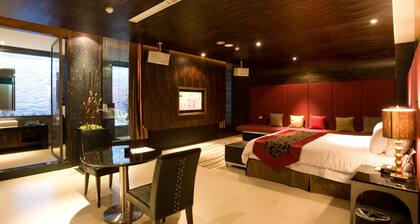 Yes Motel City Resort Paradise