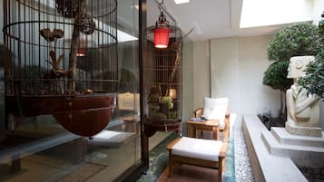 Suite (Daily check out is required) | Ausblick vom Zimmer