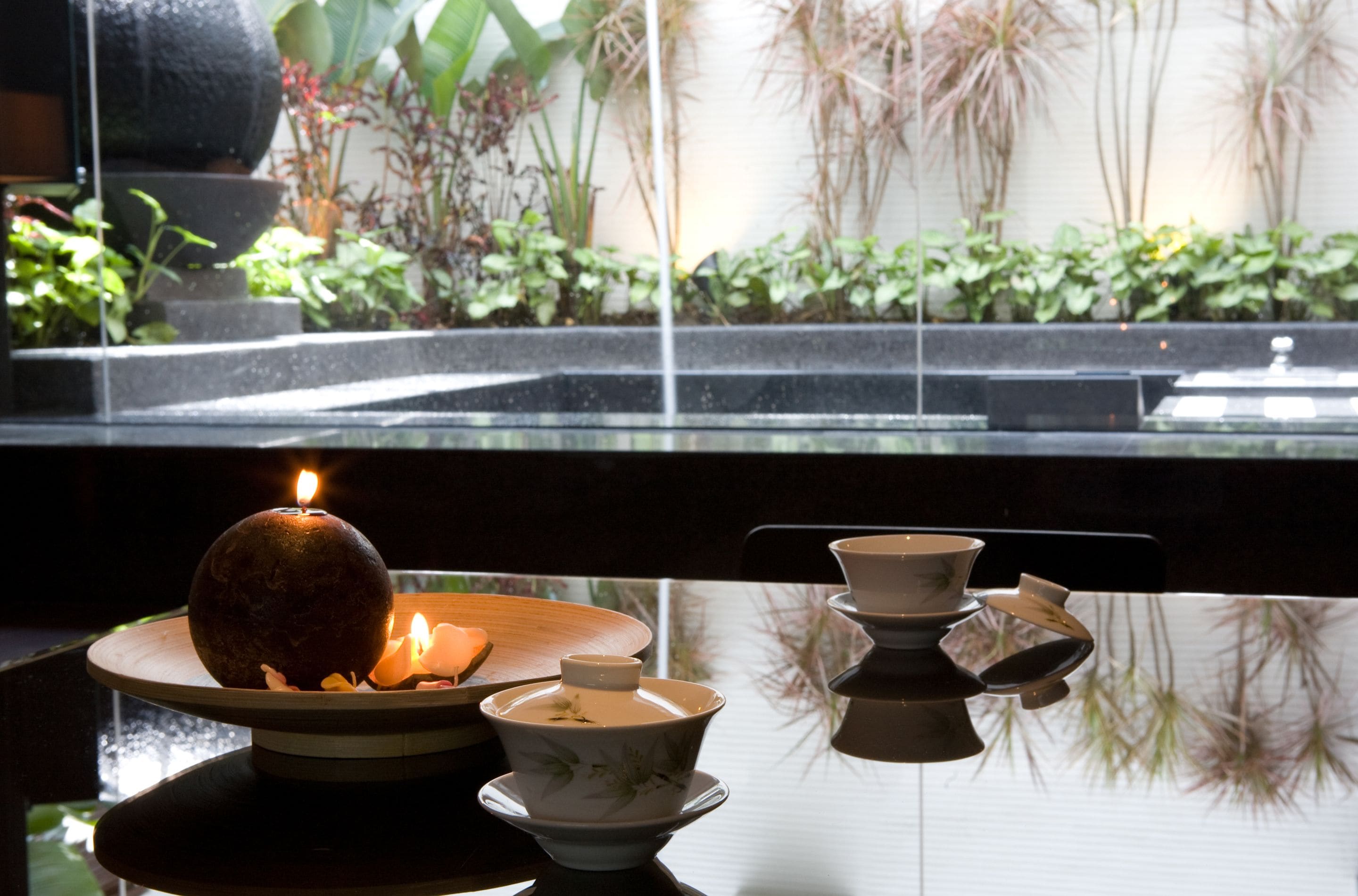 deluxe / elegance suite (daily check out is required) | free minibar, blackout curtains, soundproofing, free wifi