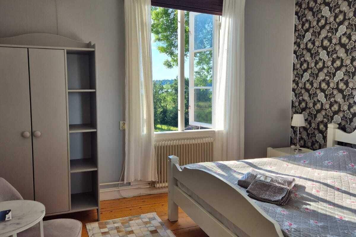 Double Room, Shared Bathroom, Lake View