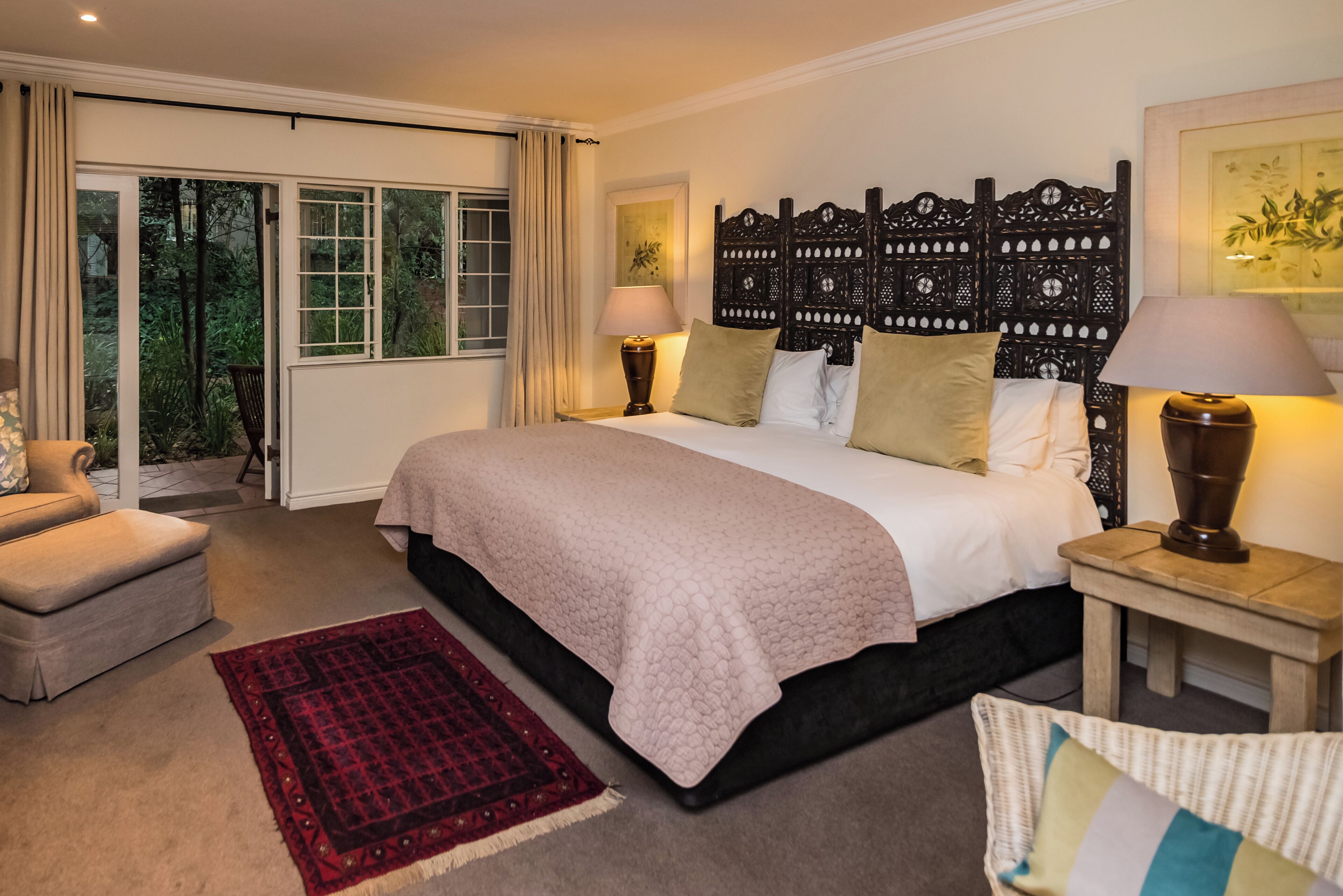 Premium Room | 1 bedroom, minibar, in-room safe, individually decorated