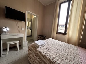 City-Zimmer | Schallisolierte Zimmer, kostenloses WLAN, Bettwäsche
