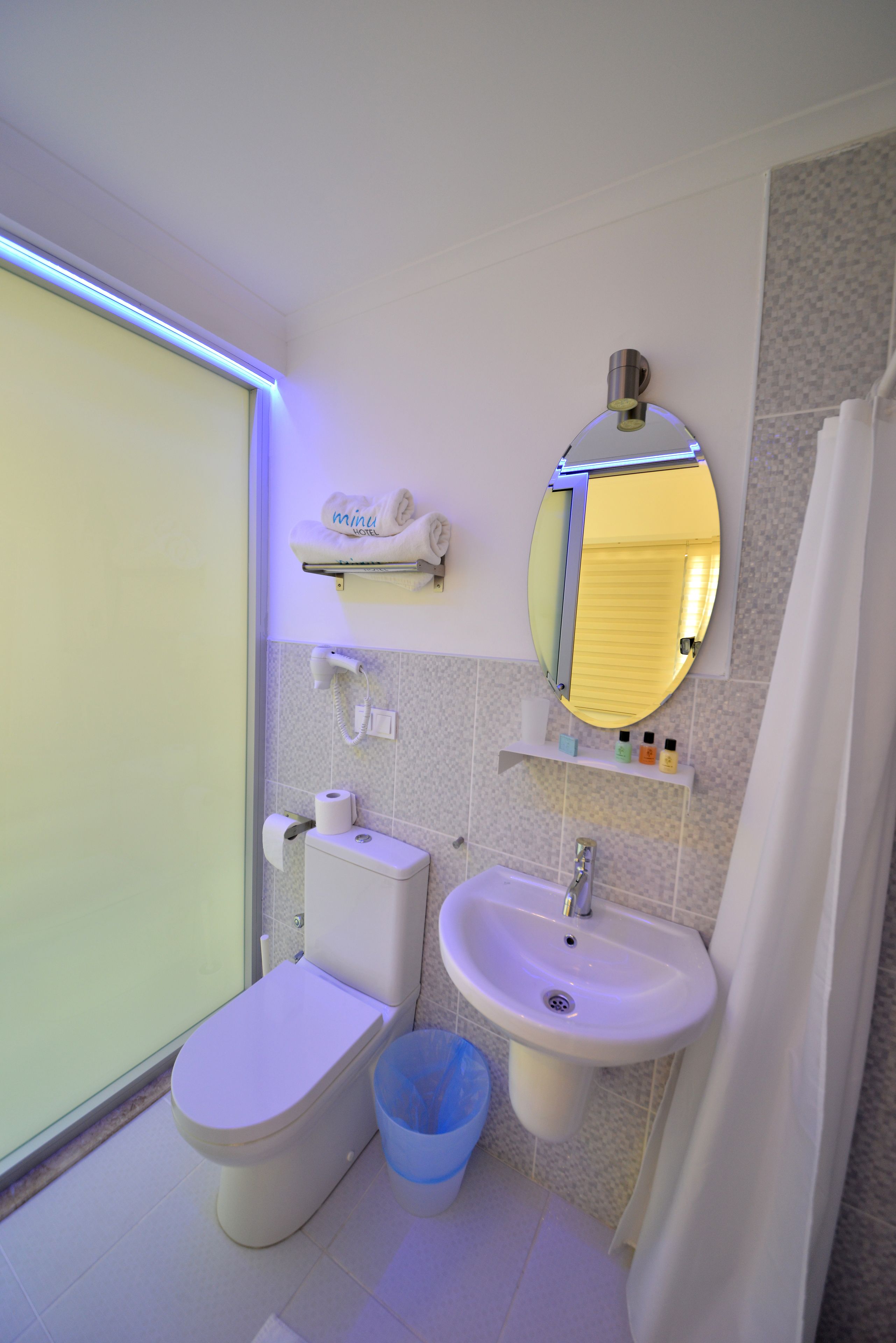 standard room | bathroom | shower, free toiletries, hair dryer, slippers