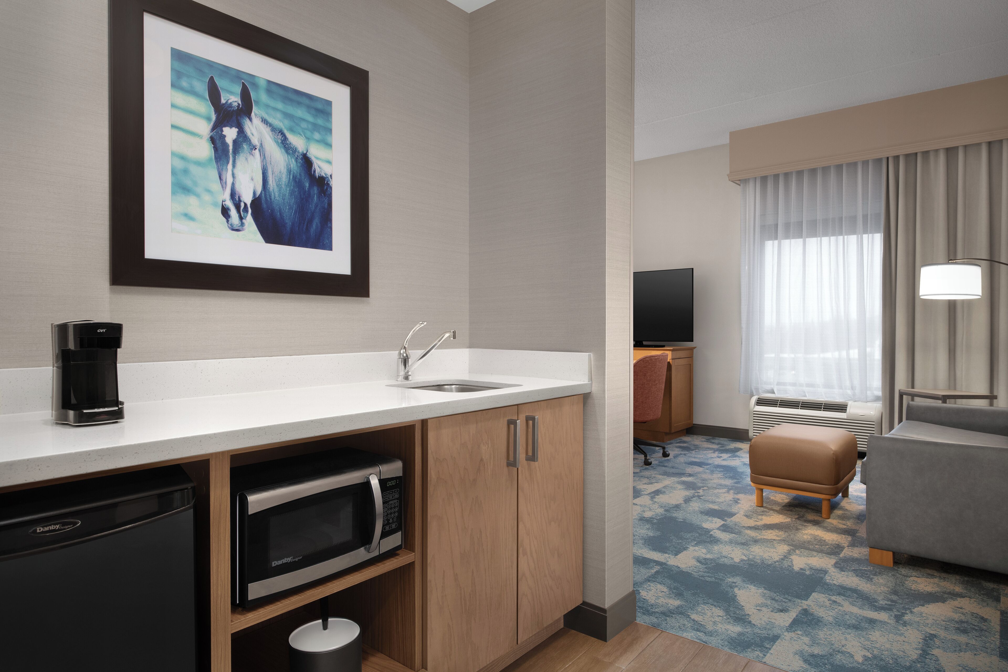 King, Studio, Kitchenette | In-room safe, free WiFi, bed sheets