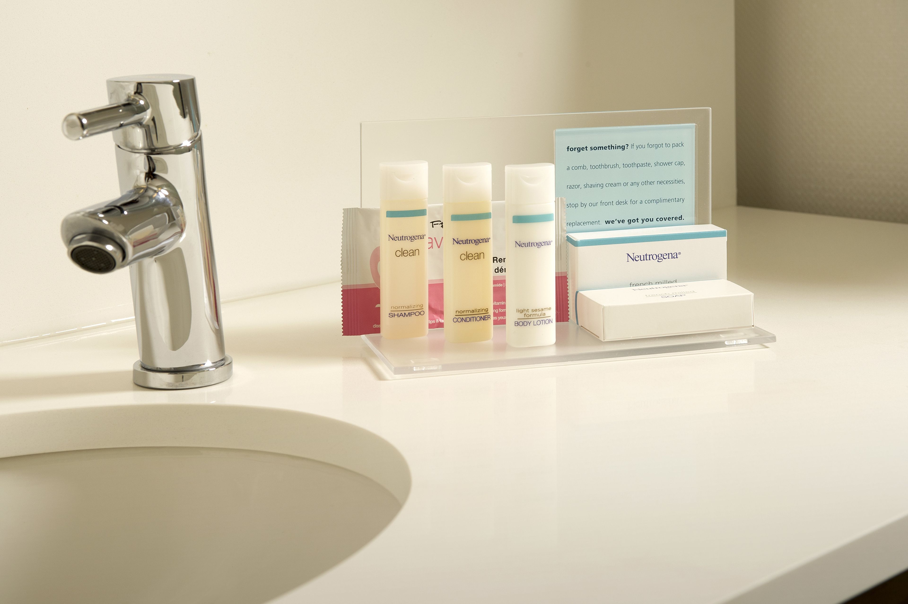 in-room safe, free wifi, bed sheets