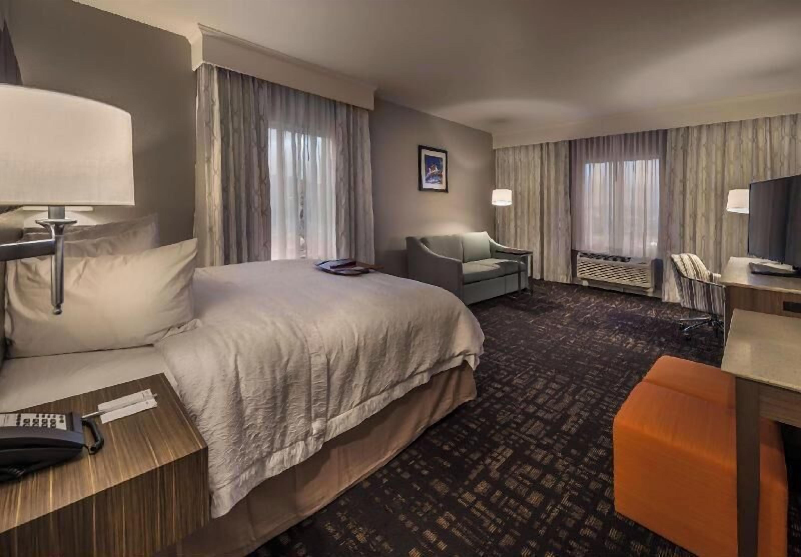 Minibar, in-room safe, iron/ironing board, free rollaway beds