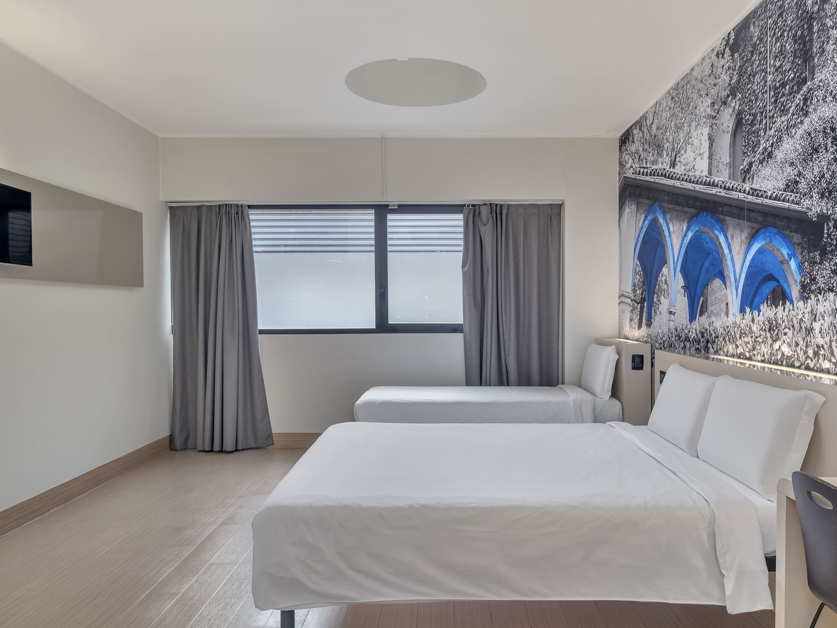 Photo - B&B Hotel Como Camerlata