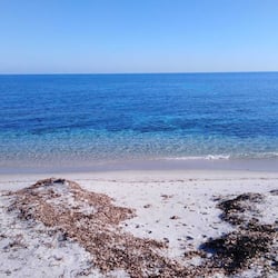 Sulla spiaggia, snorkeling