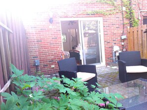 Garden view - Margie Townhome Suites (Toronto)