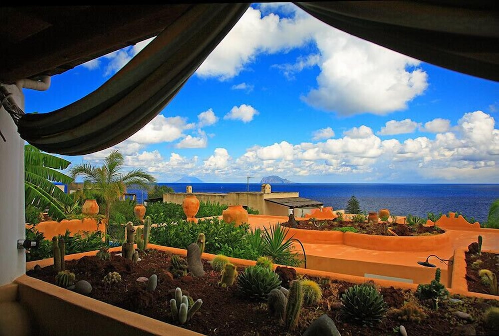 Hotel Mamma Santina by null