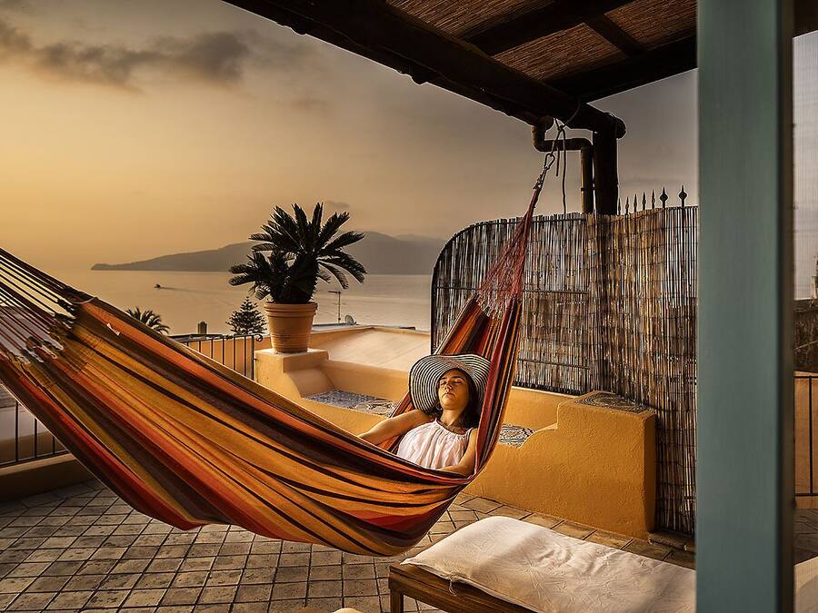 Quarto casal júnior, 1 quarto, vista para o mar, no andar executivo | Roupas de cama premium, edredons de pluma, frigobar, cofres nos quartos