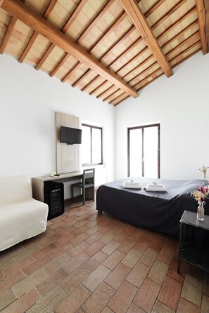 Chambre Triple Supérieure, terrasse (Arancione)