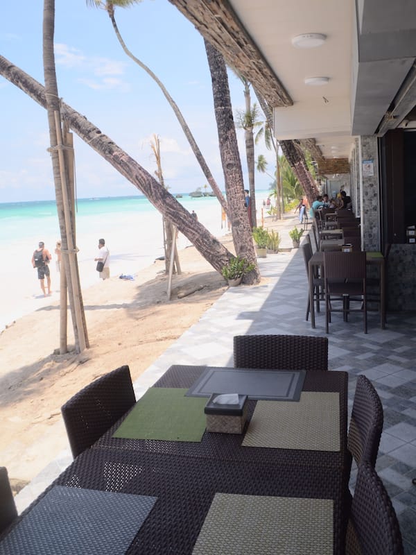 Daily buffet breakfast (PHP 275 per person)