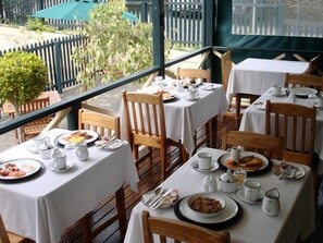 Free daily full breakfast