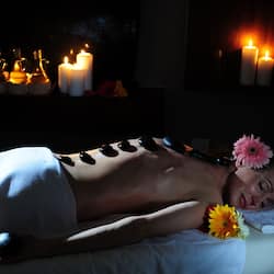 Sauna seca, sauna a vapor, banho turco/hammam, tratamentos corporais