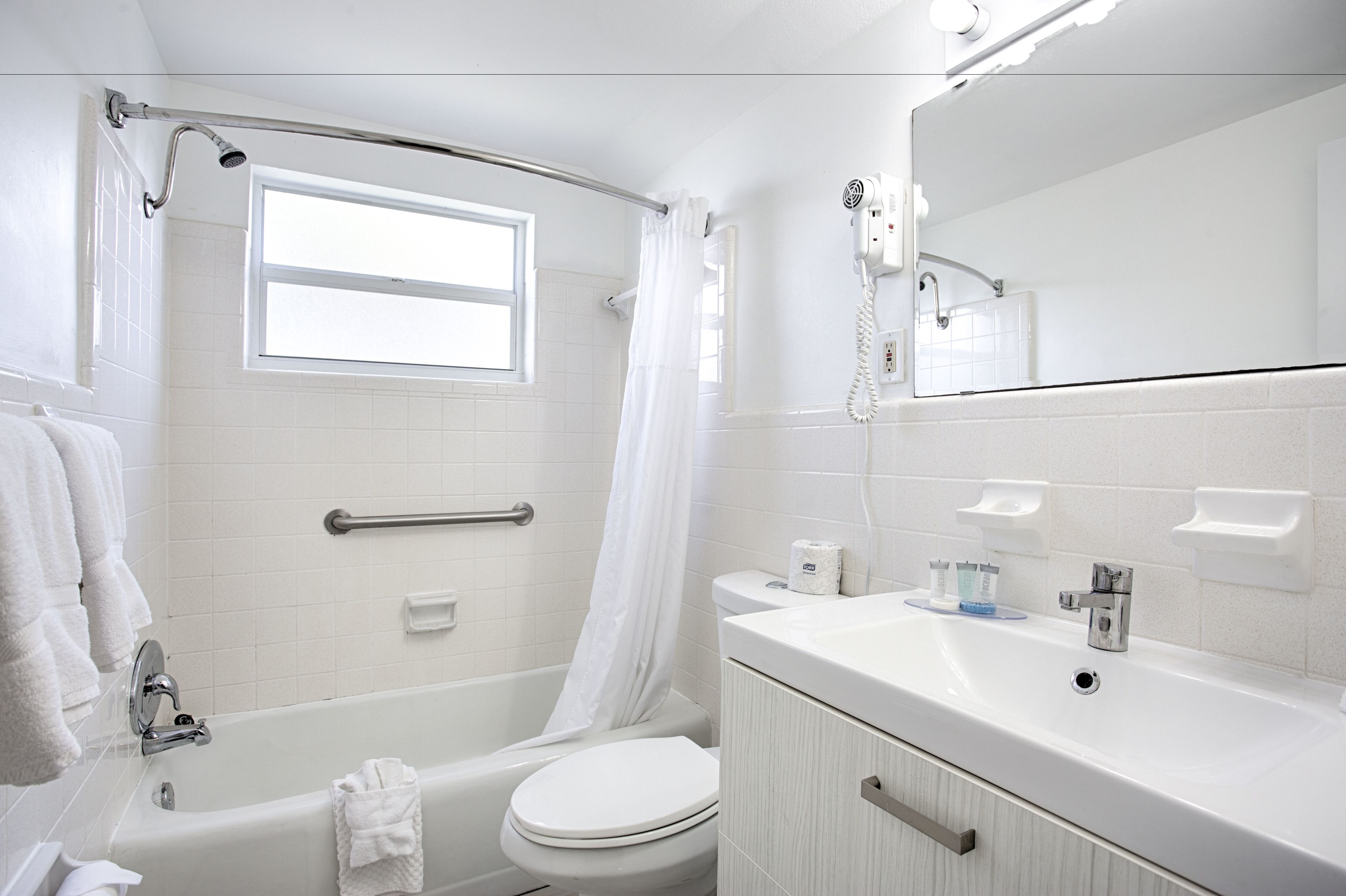 Photo - Regency Inn & Suites Sarasota