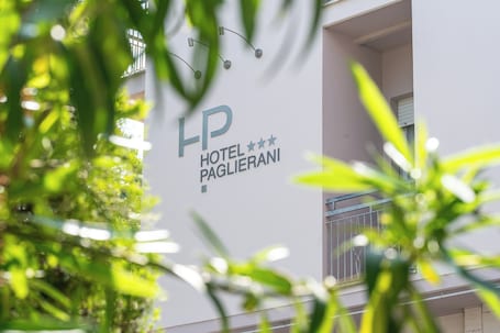 Front of property. Hotel Paglierani