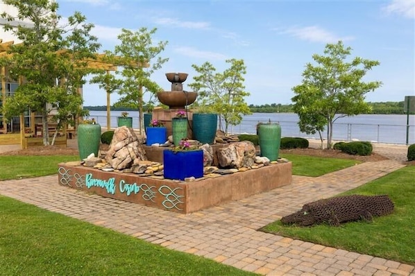 Exterior - Riverwalk Casino Hotel (Vicksburg)