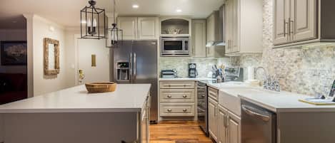 Appart'hÎtel « Premier », 3 chambres (2 1/2 Bath) | Cuisine privée