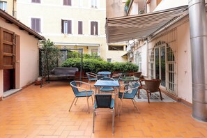 Aerial view - Giusi Rooms - Esquilino Harmony Guesthouse (Rome)