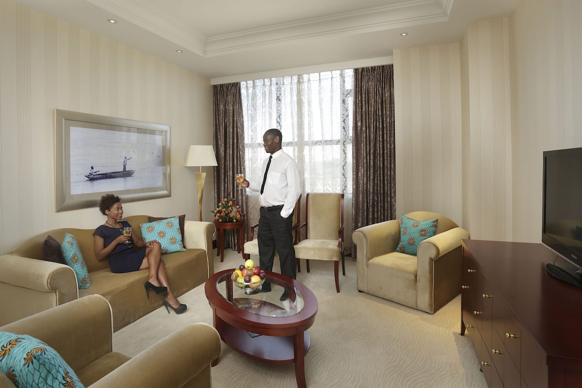 presidential suite | living room | flat-screen tv