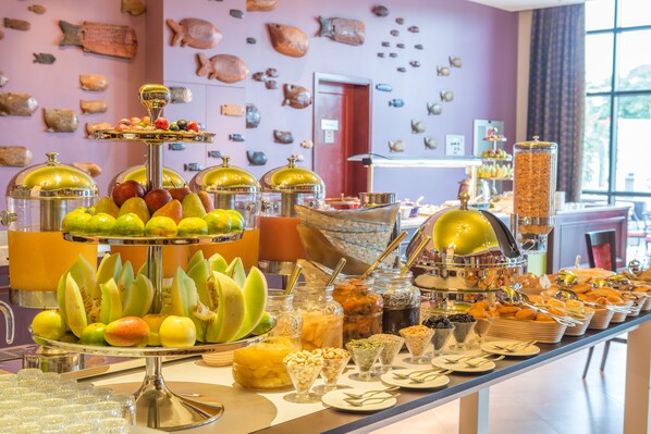 Free daily buffet breakfast - President Hotel (Lilongwe)