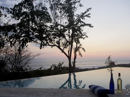 ๊ฑฐ์ค ๊ณต๊ฐ