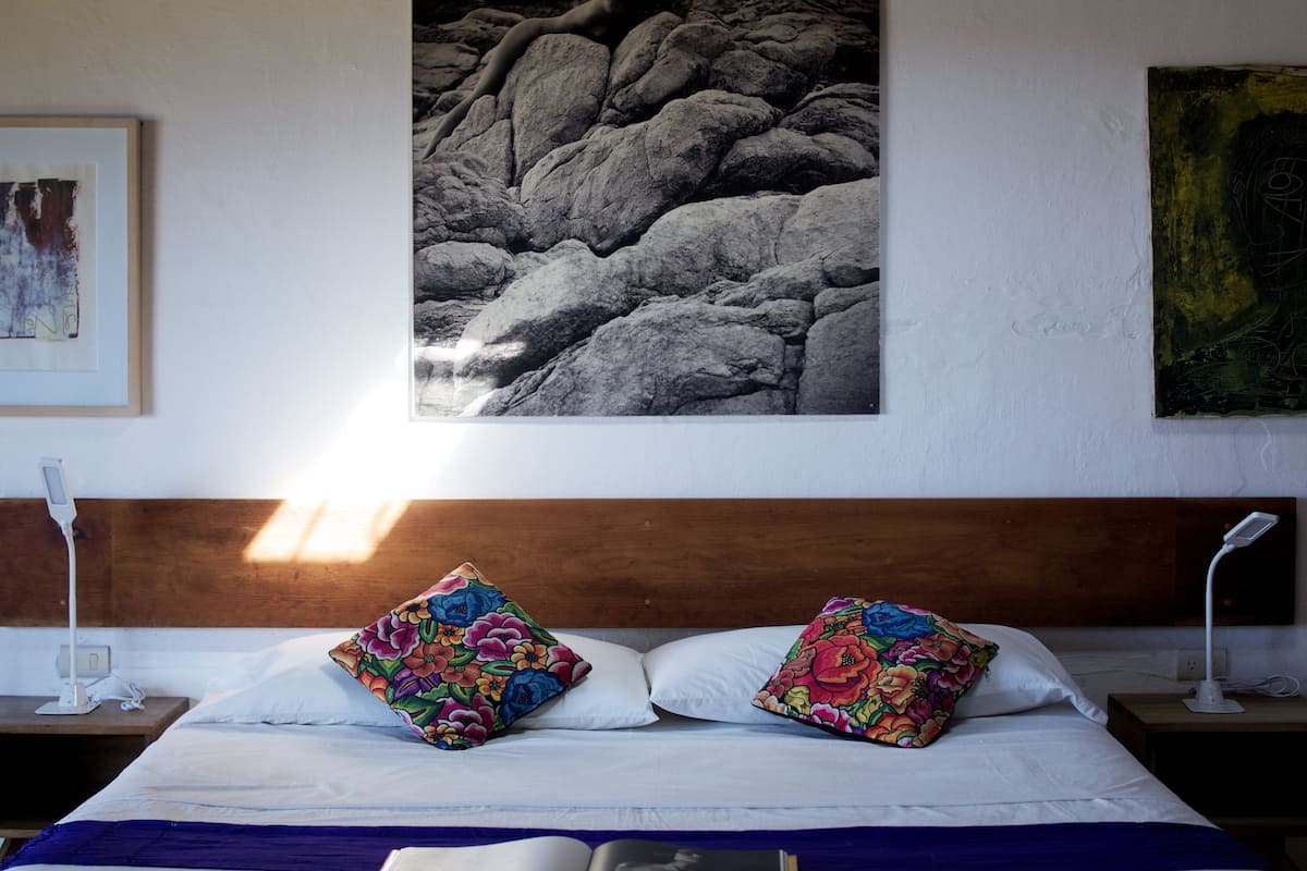 Huisje, 1 kingsize bed, uitzicht op oceaan | Luxe beddengoed, een kluis op de kamer, individueel gedecoreerd