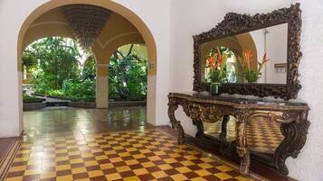 Entrada de la propiedad