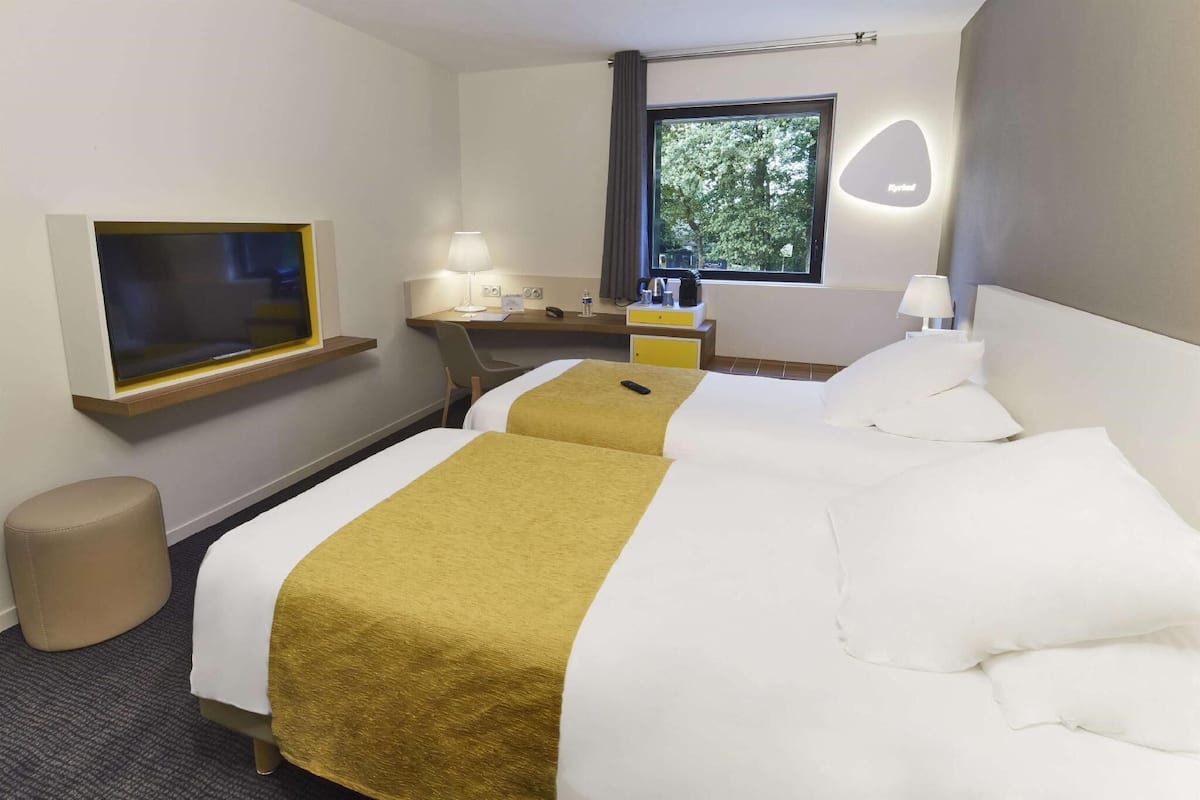 In-room safe, soundproofing, free cribs/infant beds, free WiFi