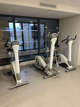 Kyriad Prestige Pau - Zenith - Palais Des Sports