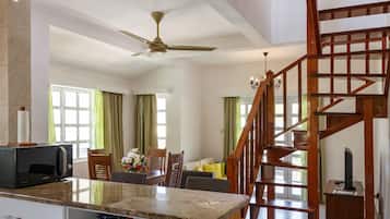 1 bedroom, minibar, in-room safe, desk