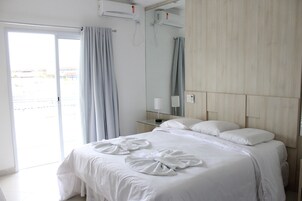 Quarto casal ou duplo superior, 1 cama de casal, sacada | Sacada