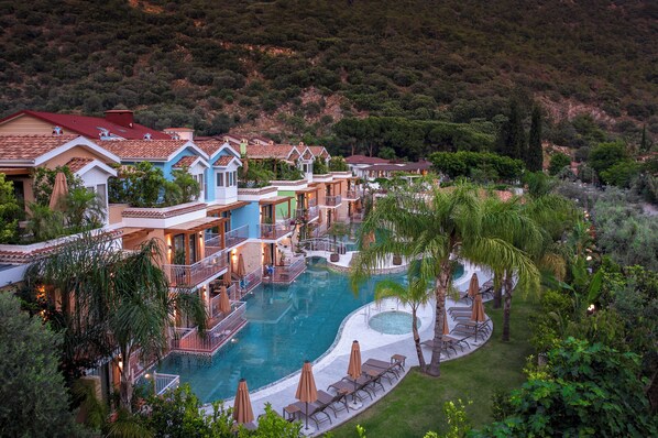 Exterior detail - La Boutique Maya (Fethiye)