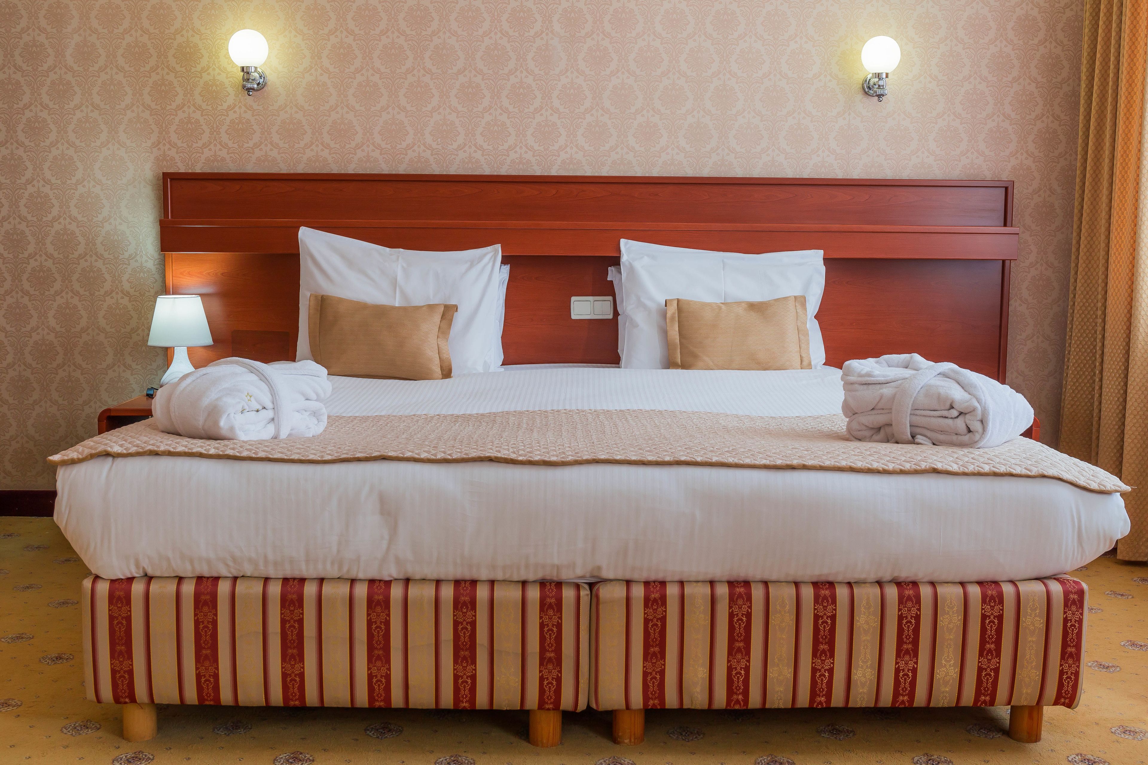 Deluxe Double Room | In-room safe, desk, rollaway beds, free WiFi