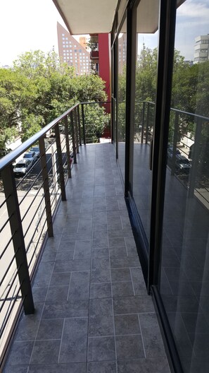 Outdoor banquet area - Grupo Kings Suites Platon 436 (Mexico City)