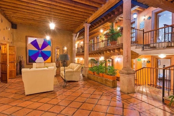 Sala de estar en el lobby