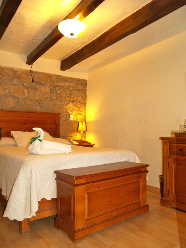 Ropa de cama de alta calidad y wifi gratis 