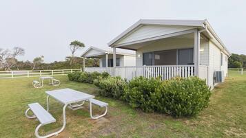 Classic Cabin | Terrace/patio