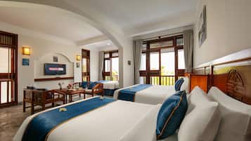 Junior Triple Room with Balcony and View